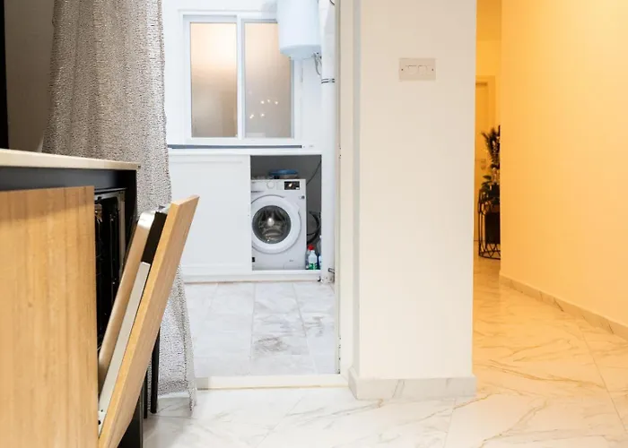 ホームステイ The Twin Haven Hamrun